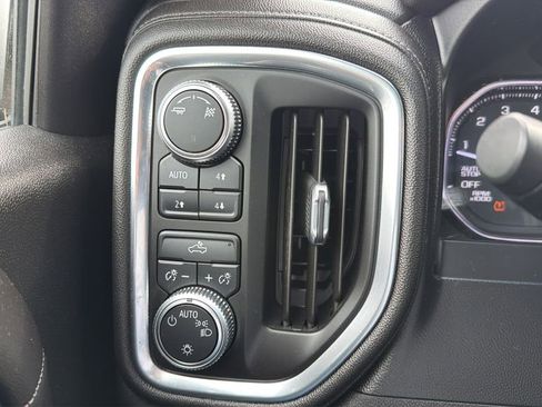 Used 2019 GMC Sierra 1500 SLE w/ SLE Value Package AWD/4WD image 23