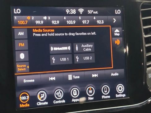 Used 2020 Jeep Grand Cherokee Altitude AWD/4WD image 37