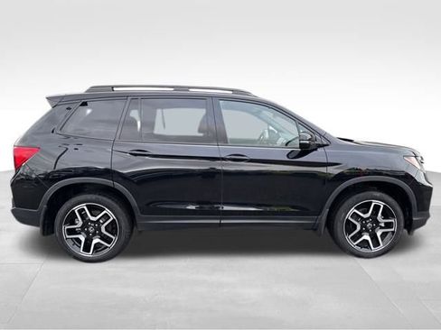 Used 2023 Honda Passport Elite image 9