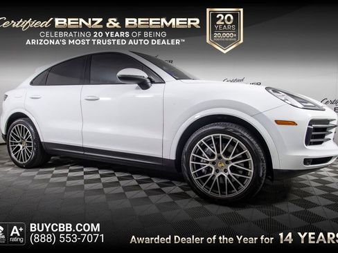Used 2023 Porsche Cayenne Coupe AWD/4WD image 1