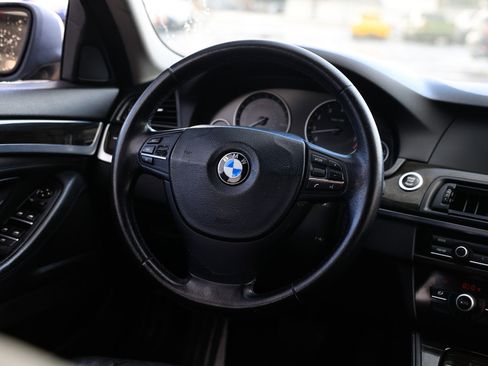 Used 2011 BMW 528i Sedan image 28