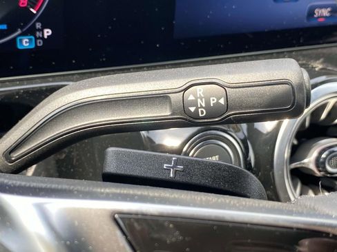 Certified 2025 Mercedes-Benz GLA 250 image 25