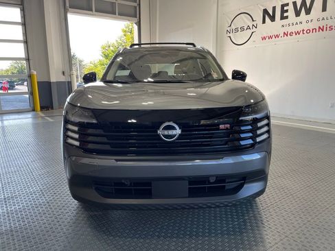 New 2026 Nissan Kicks SR w/ Cold Weather Package image 3