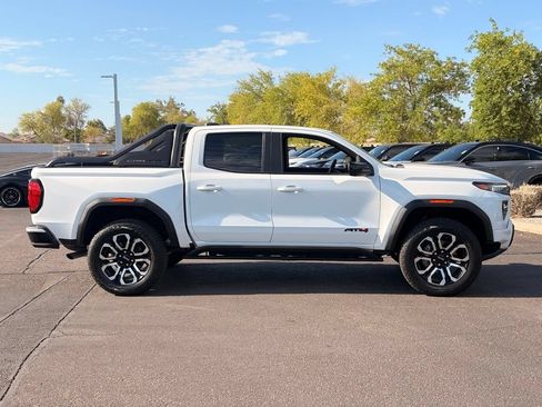 Used 2025 GMC Canyon AT4 w/ Nightfall Edition AWD/4WD image 7