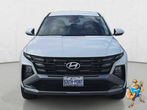New 2026 Hyundai Tucson SE image 2