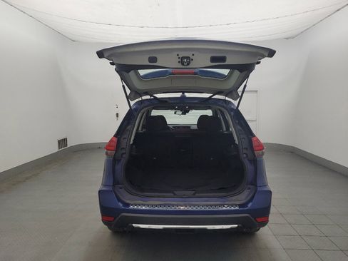 Used 2020 Nissan Rogue S FWD image 29
