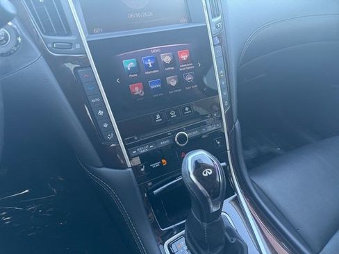 Used 2018 INFINITI Q50 Luxe RWD image 24
