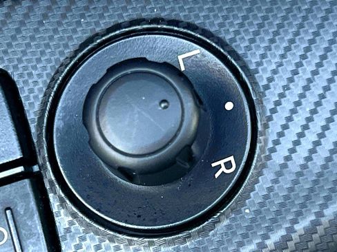 Used 2018 MAZDA MX-5 Miata Grand Touring image 38