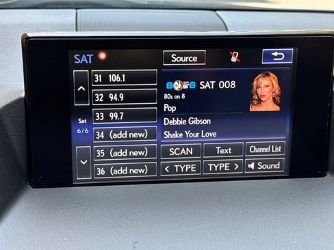 Used 2016 Lexus CT 200h w/ Navigation Package FWD image 20