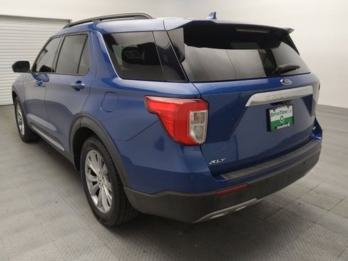 Used 2020 Ford Explorer XLT w/ Equipment Group 202A RWD image 5