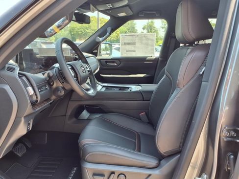 New 2025 Nissan Armada SL w/ Captain's Chari Seat Package image 11