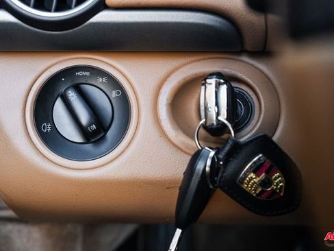 Used 2011 Porsche Cayman image 55