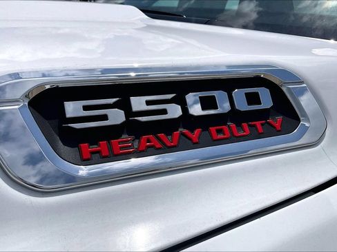 New 2026 RAM 5500 4x4 Regular Cab image 14