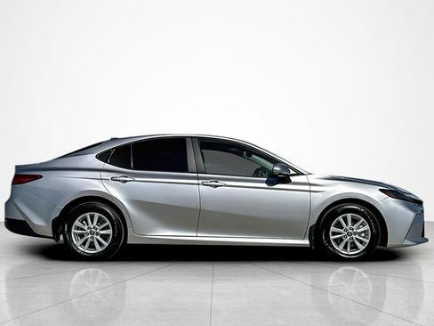 Certified 2025 Toyota Camry LE image 6