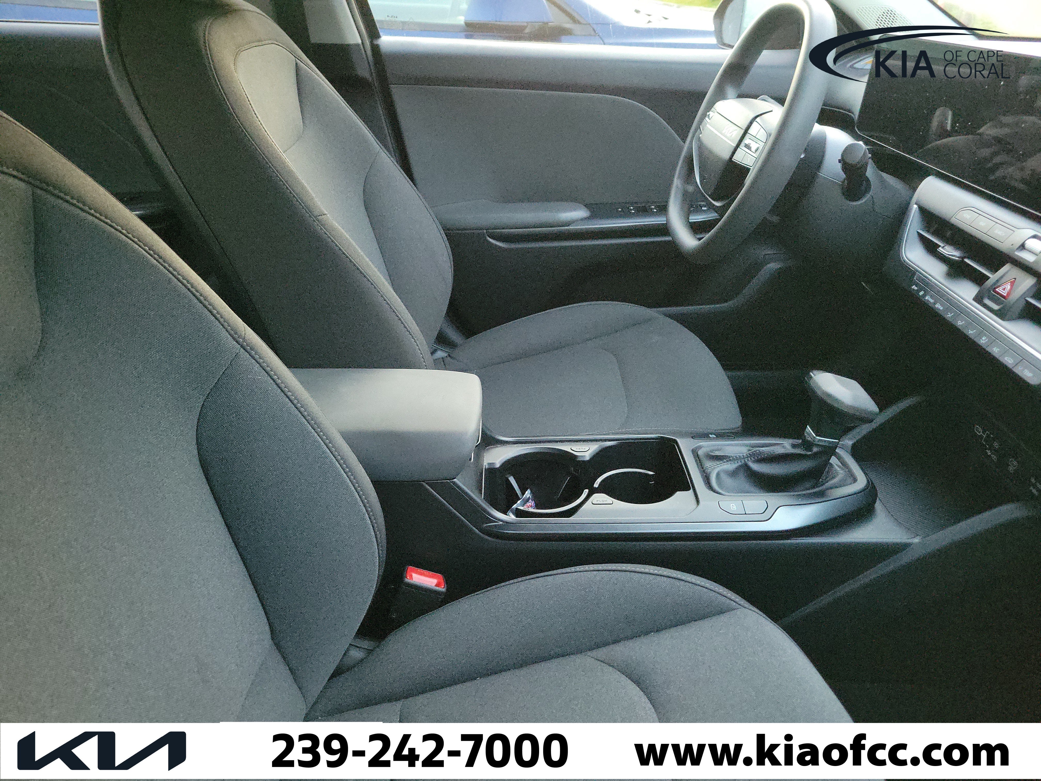 Certified 2025 Kia K4 FWD image 9