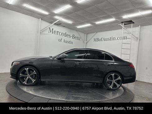 Certified 2025 Mercedes-Benz C 300 Sedan image 4