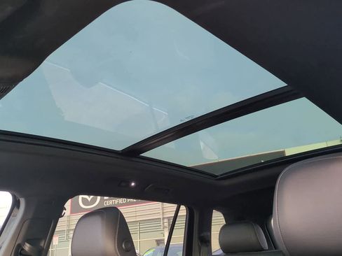 Used 2022 Volkswagen Tiguan SEL R-Line image 17