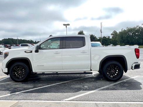 Used 2025 GMC Sierra 1500 Elevation w/ Preferred Package image 9