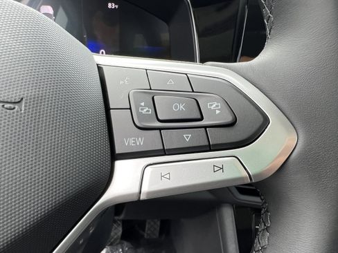 New 2025 Volkswagen Jetta SE image 30