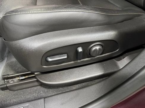 Used 2018 GMC Acadia SLT AWD/4WD image 23