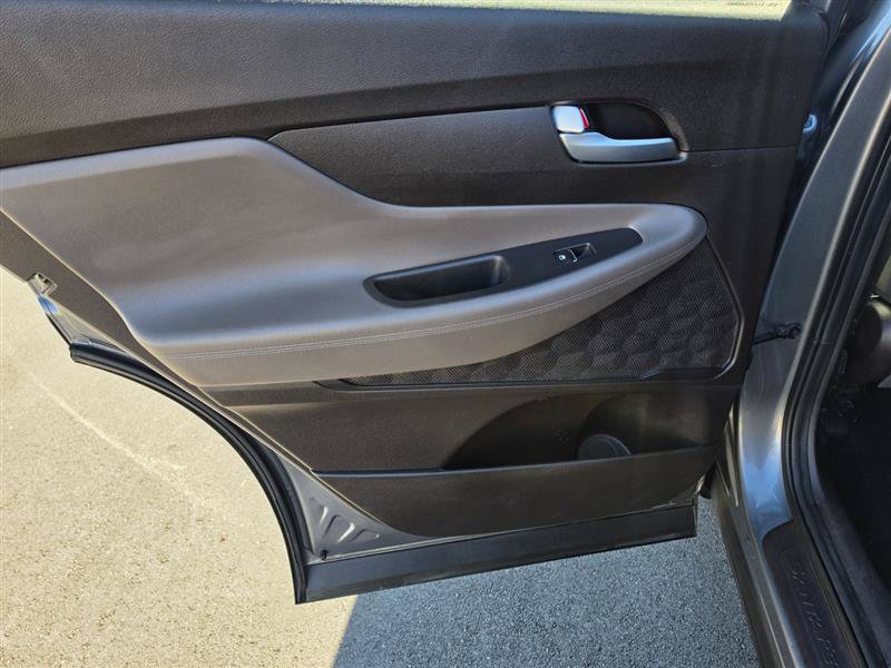 Used 2019 Hyundai Santa Fe SE AWD/4WD image 36