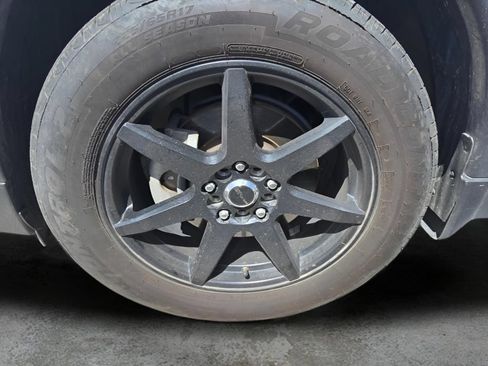 Used 2020 Nissan Rogue S FWD image 19