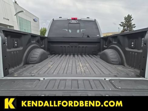 Certified 2025 Ford F350 Platinum w/ Tremor Off-Road Package AWD/4WD image 23