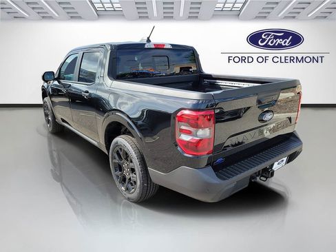 New 2026 Ford Maverick Lariat w/ Black Appearance Package image 3