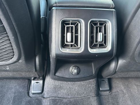 Used 2025 Kia Sorento X-Line EX AWD/4WD image 25