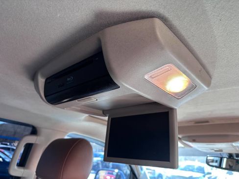 Used 2018 Toyota Sequoia Platinum image 23