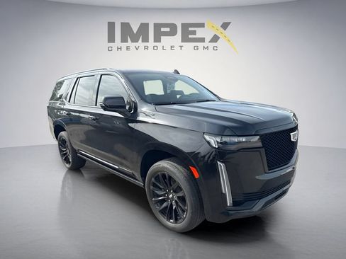 Used 2023 Cadillac Escalade Sport w/ LPO, ONYX Package AWD/4WD image 7