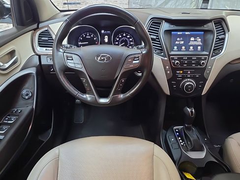 Used 2018 Hyundai Santa Fe Sport image 14