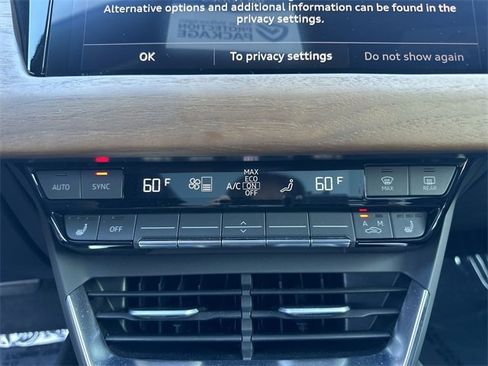 Used 2022 Audi e-tron GT Premium Plus image 16