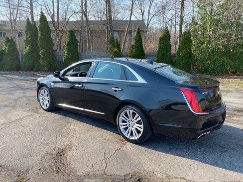 Used 2019 Cadillac XTS Luxury image 3