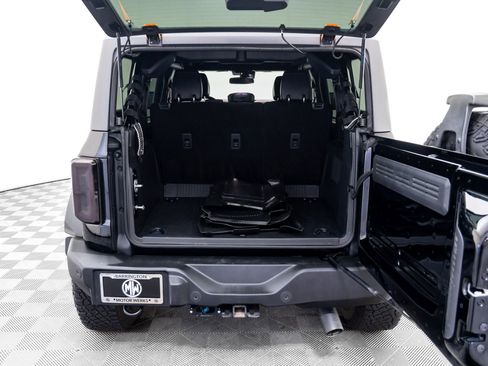 Used 2024 Ford Bronco Wildtrak image 35
