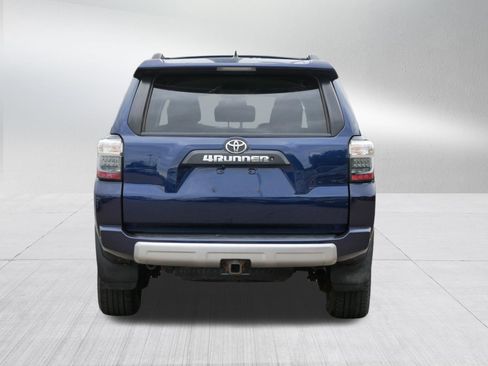 Used 2015 Toyota 4Runner Trail AWD/4WD image 6