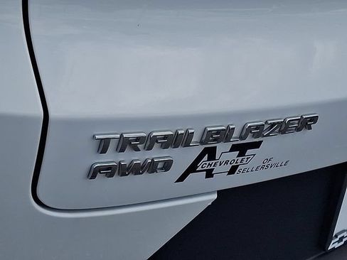 Certified 2021 Chevrolet TrailBlazer LT w/ Driver Confidence Package AWD/4WD image 29