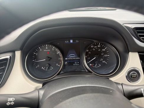 Used 2022 Nissan Rogue Sport SL AWD/4WD image 40