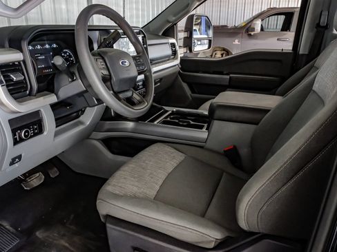Used 2023 Ford F350 XLT w/ 360-Degree Camera Package AWD/4WD image 14