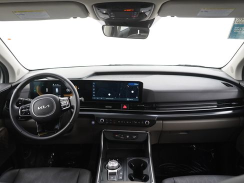 Used 2026 Kia Carnival LXS FWD image 14