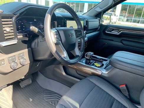 Certified 2023 Chevrolet Silverado 1500 LT Trail Boss AWD/4WD image 10