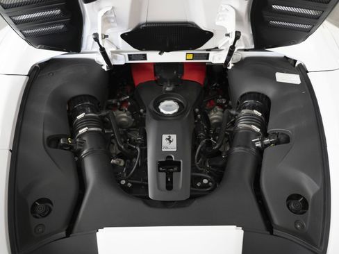 Certified 2021 Ferrari F8 Tributo RWD image 59