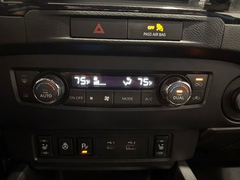 Certified 2022 Nissan Frontier SV AWD/4WD image 26