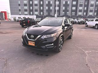 Used 2022 Nissan Rogue Sport SL video 1