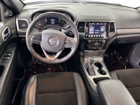 Used 2022 Jeep Grand Cherokee Laredo X AWD/4WD image 23