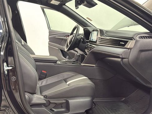 Used 2026 Toyota Camry SE w/ Convenience Package image 18