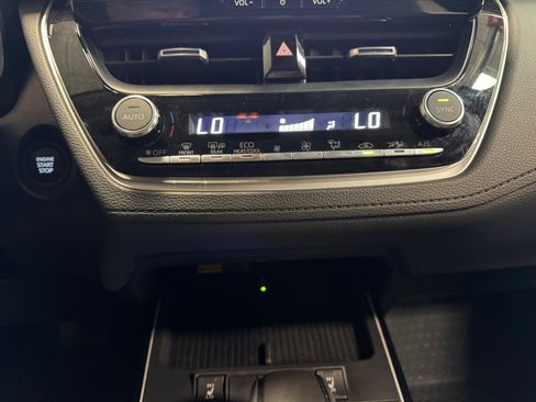 Certified 2026 Toyota Corolla Cross XLE w/ Convenience Package FWD image 12
