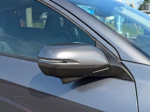 Used 2022 Honda HR-V EX-L image 12