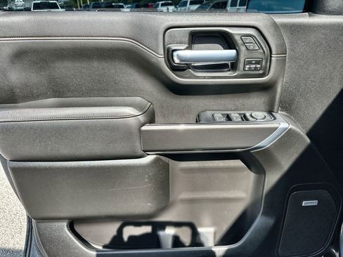 Used 2022 GMC Sierra 1500 AT4 w/ AT4 Preferred Package AWD/4WD image 23