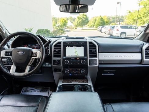 Used 2019 Ford F250 Lariat w/ Lariat Ultimate Package AWD/4WD image 21